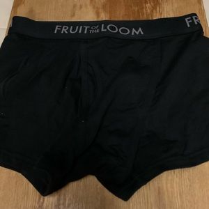 Men’s Medium Fruit of the Loom Black Boxer Briefs